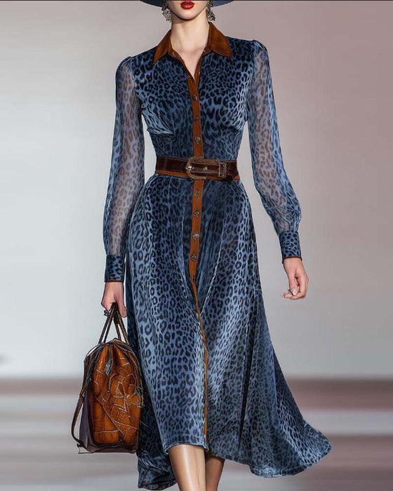 Moderne Kjole Med Leopardprint Og Lappverk