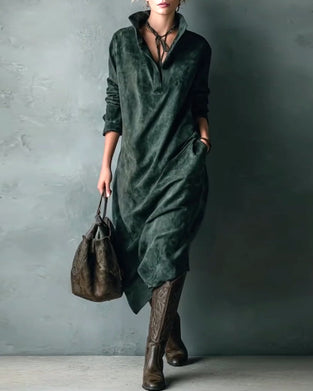 Elegant kjole i ensfarget lomme