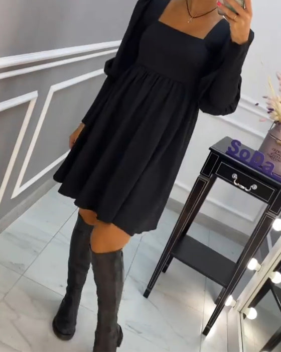 Elegant kjole med firkantet hals i A-linje