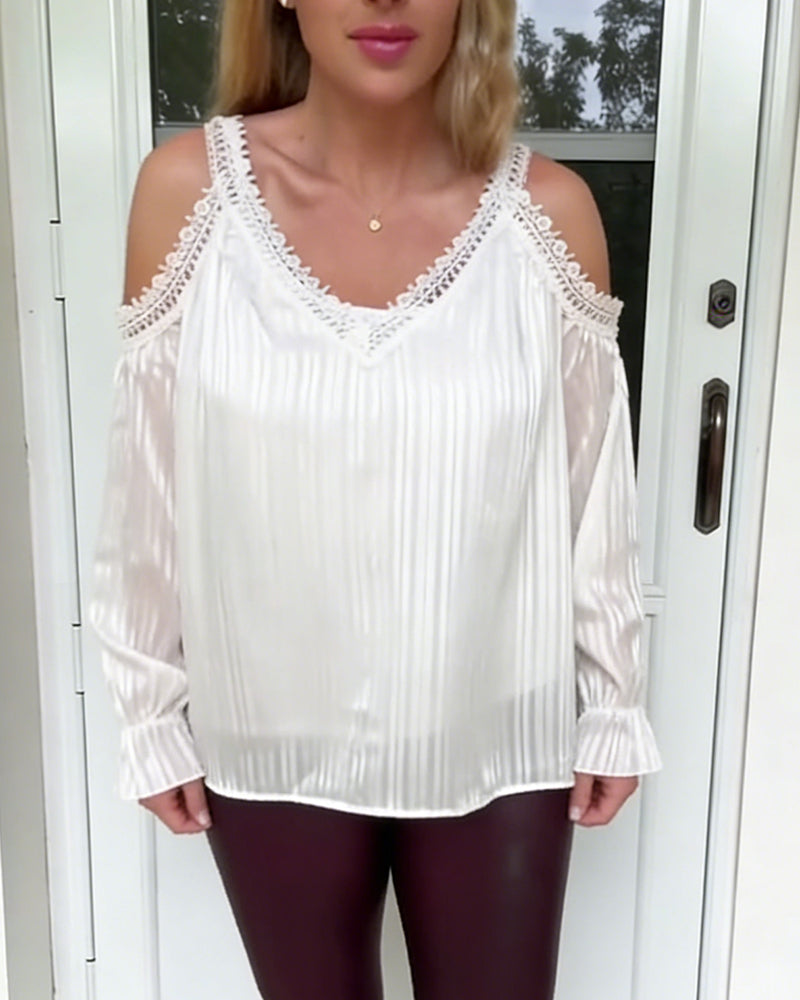 Bluse Med Spiss, Avskjuld Axel Og Folting