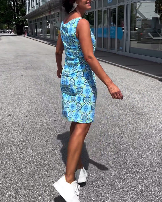 Slim fit kjole uten erme