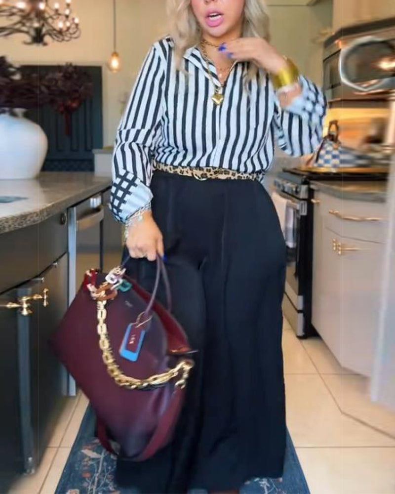 Bluse Med Vertikale Striper Mønster Og Elegant Stil