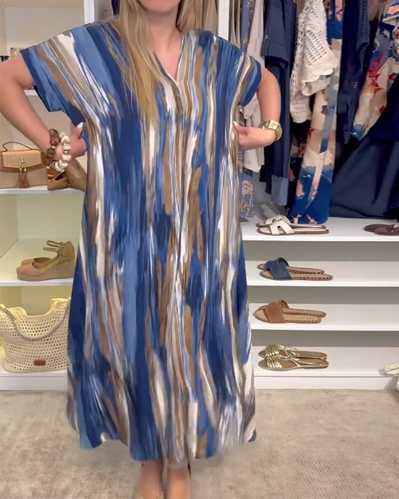 Kjole med avslappet løs v-hals