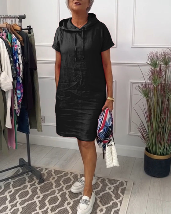 Kortermet avslappet kjole med hette