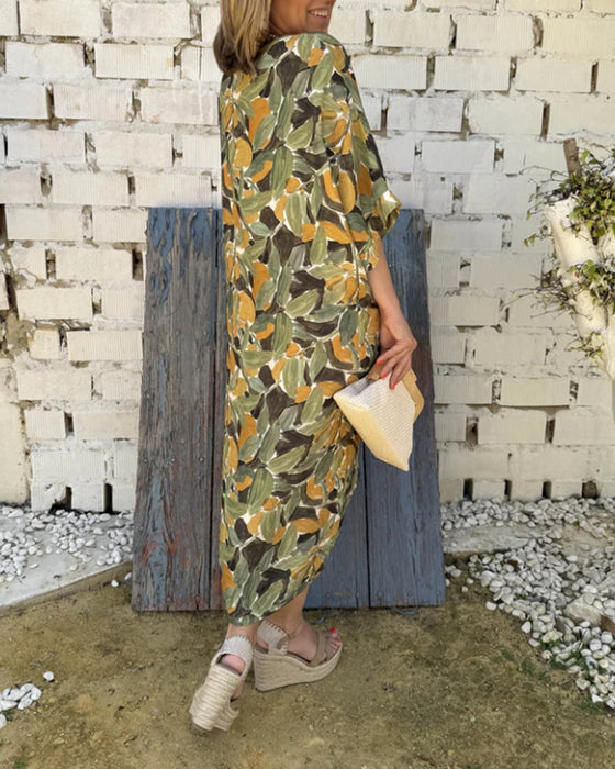 Kjole Med V-Hals Og Vridd Trykkdesign