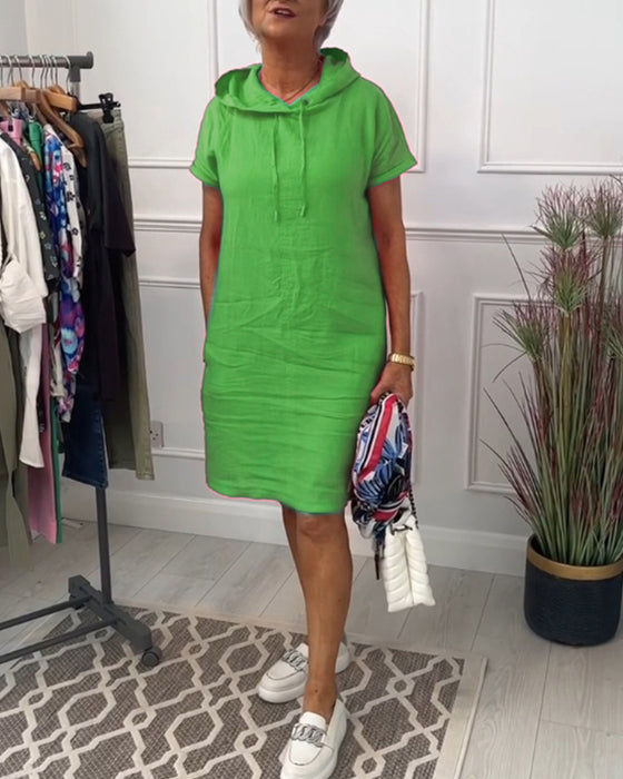 Kortermet avslappet kjole med hette