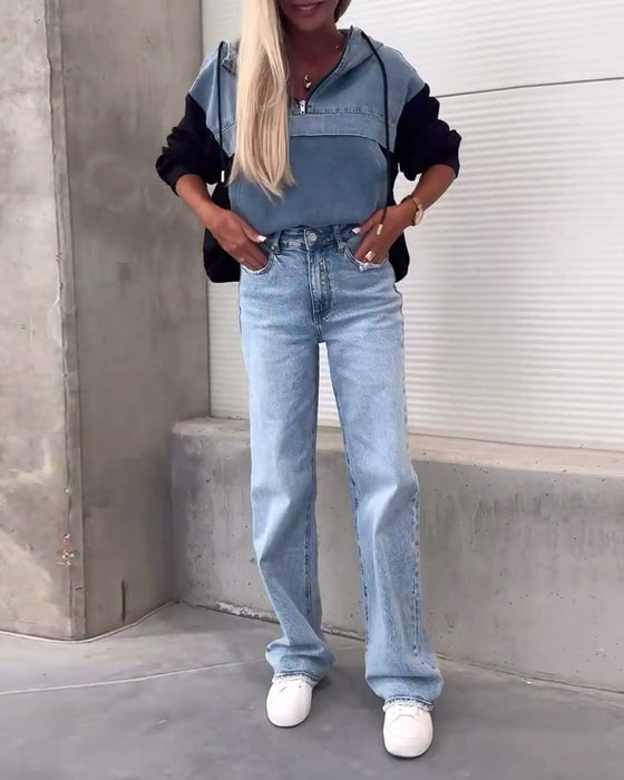 Uformell hettegenser med patchwork i denim med glidelås