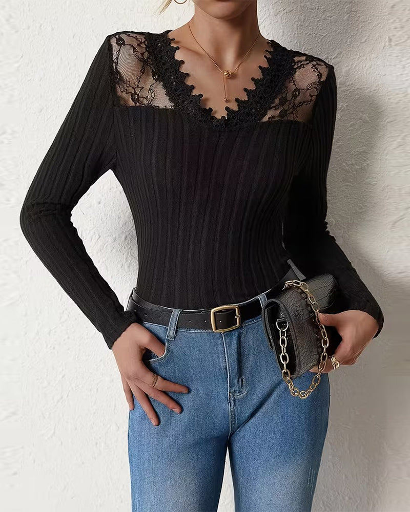 Elegant blondet T-skjorte ensfarget slim fit v-hals