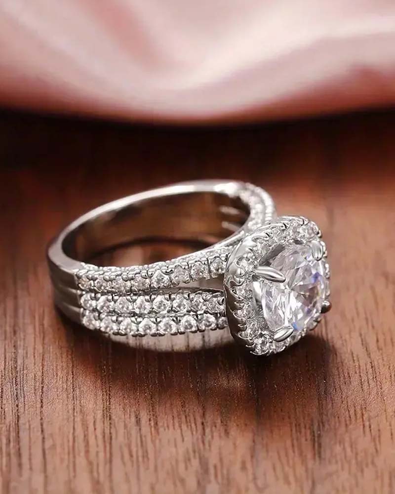 JJ CHIC Full Pave Ring