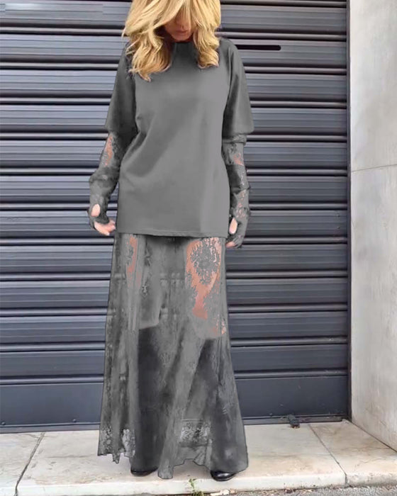 Todelt sett - ensfarget T-skjorte og blondeskjørt