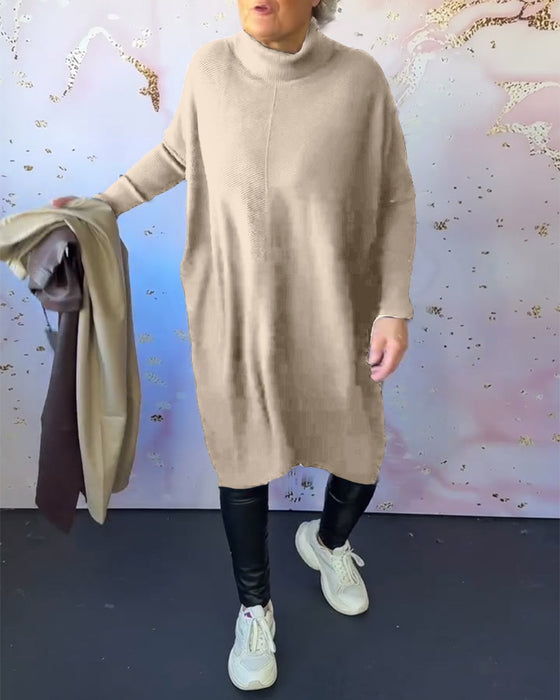 Uformell ensfarget langermet genser med høy krage