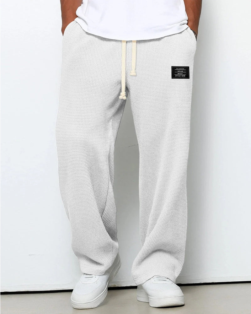 Brede Komfortable Herrebukse Med Justerbar Midje