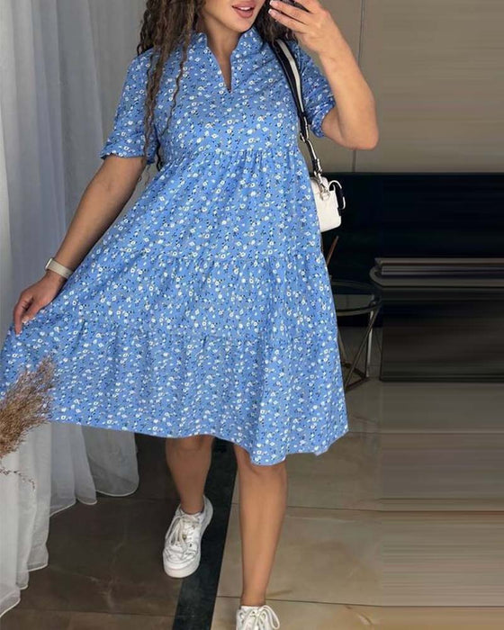 Løs blomstret fritidskjole