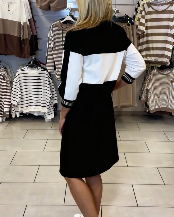 Kjole Med Kontrastfargede Paneler