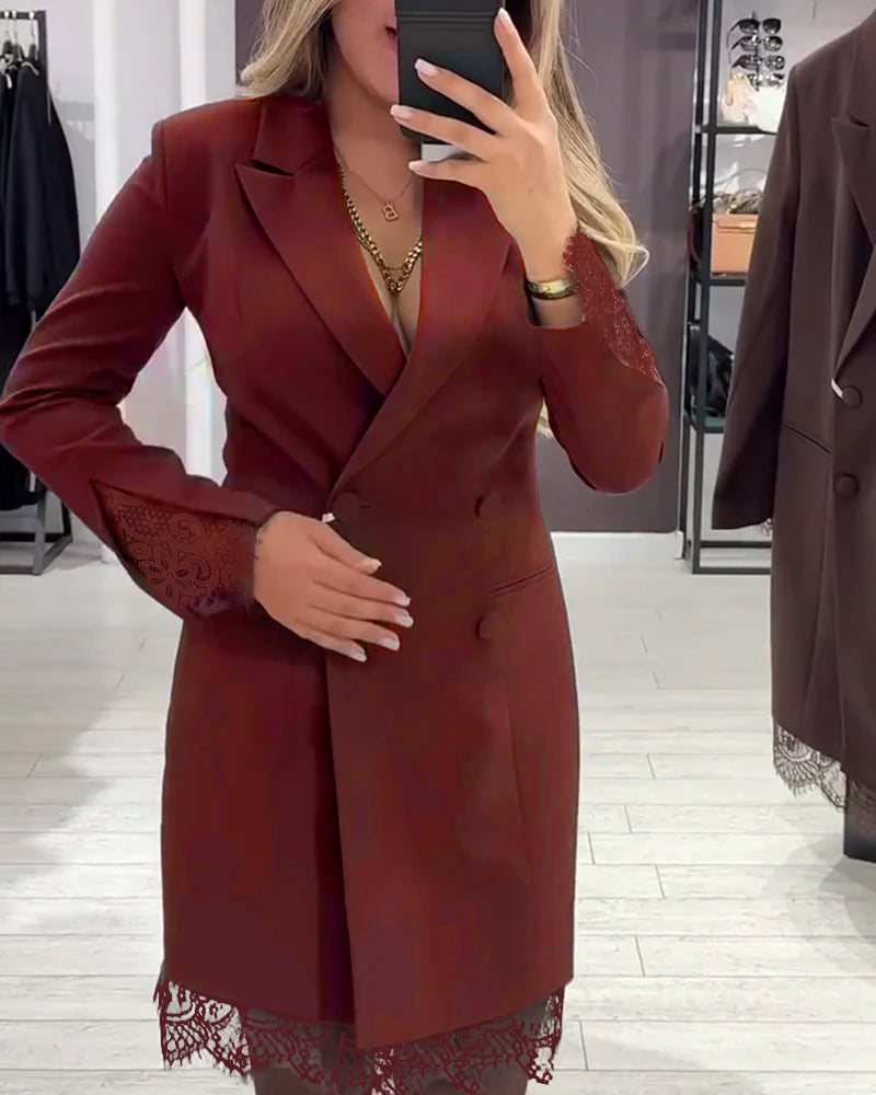 Kjole Med V-Hals Og Innslag For Arbeid