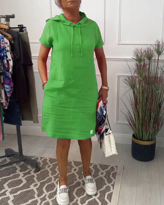 Kortermet avslappet kjole med hette