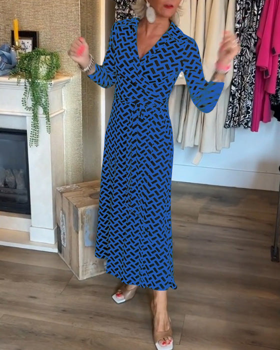 Kjoler med slankefunksjoner og trykk