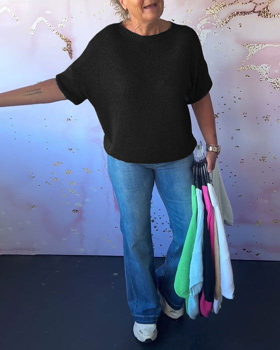 Uformell løs ensfarget genser med rund hals