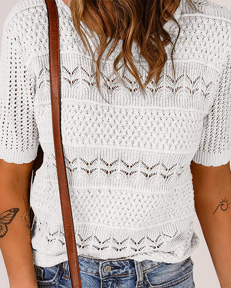 Kortermet Heklet Genser Med Rund Hals Og Hullstrikk Til Dame