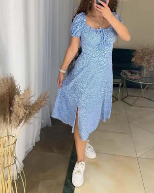 Uformell blomsterkjole med smal passform