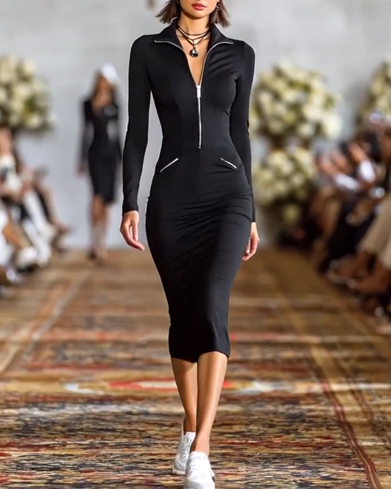 Elegant ensfarget kjole i stretch