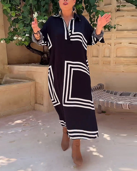 Fritidskjole med rektangulær trykt jakkeslag