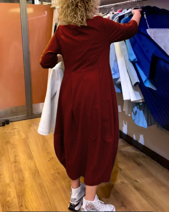 Rund hals 2/3-ermet kjole