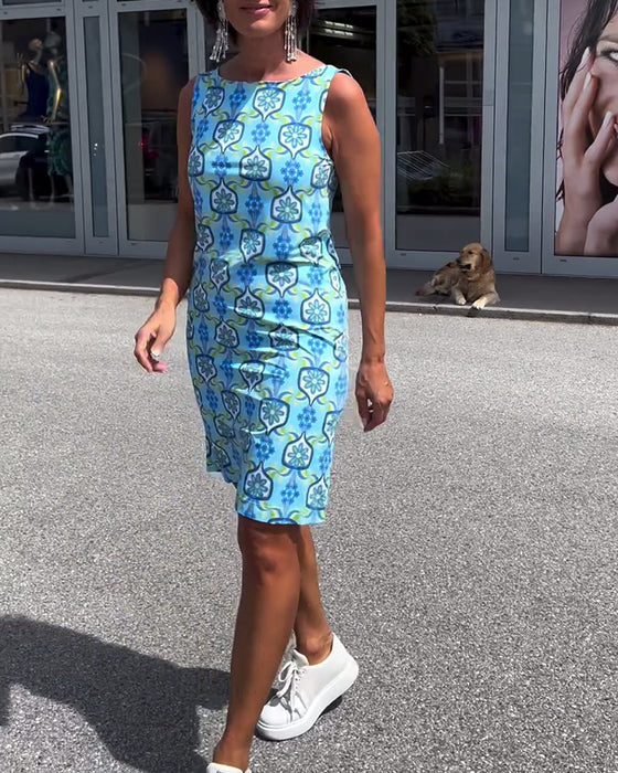 Slim fit kjole uten erme