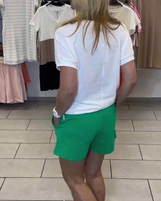 Sett Med Avslappede Shorts Med Trykk Og Mellomhøy Midje