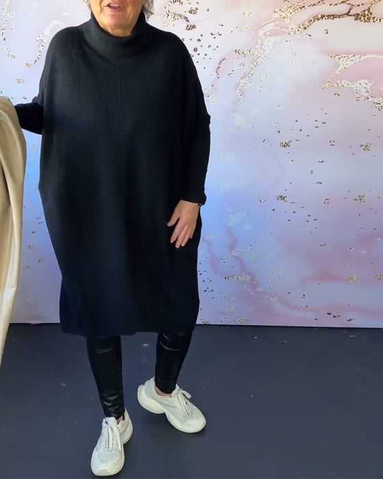 Uformell ensfarget langermet genser med høy krage