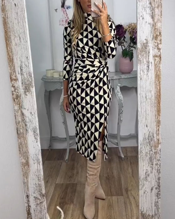 Bodycon kjole med geometrisk trykk