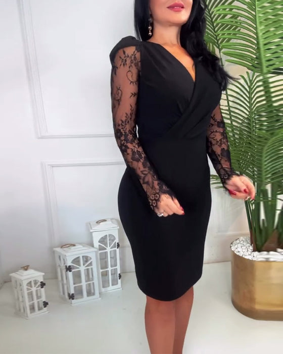 V-hals ensfarget slim kjole