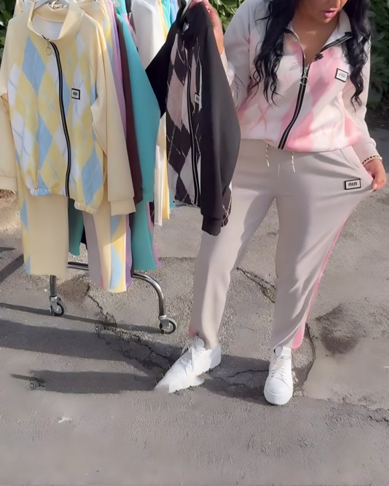 Todelt Sett Rutete Glidelåstopp Og Bukse