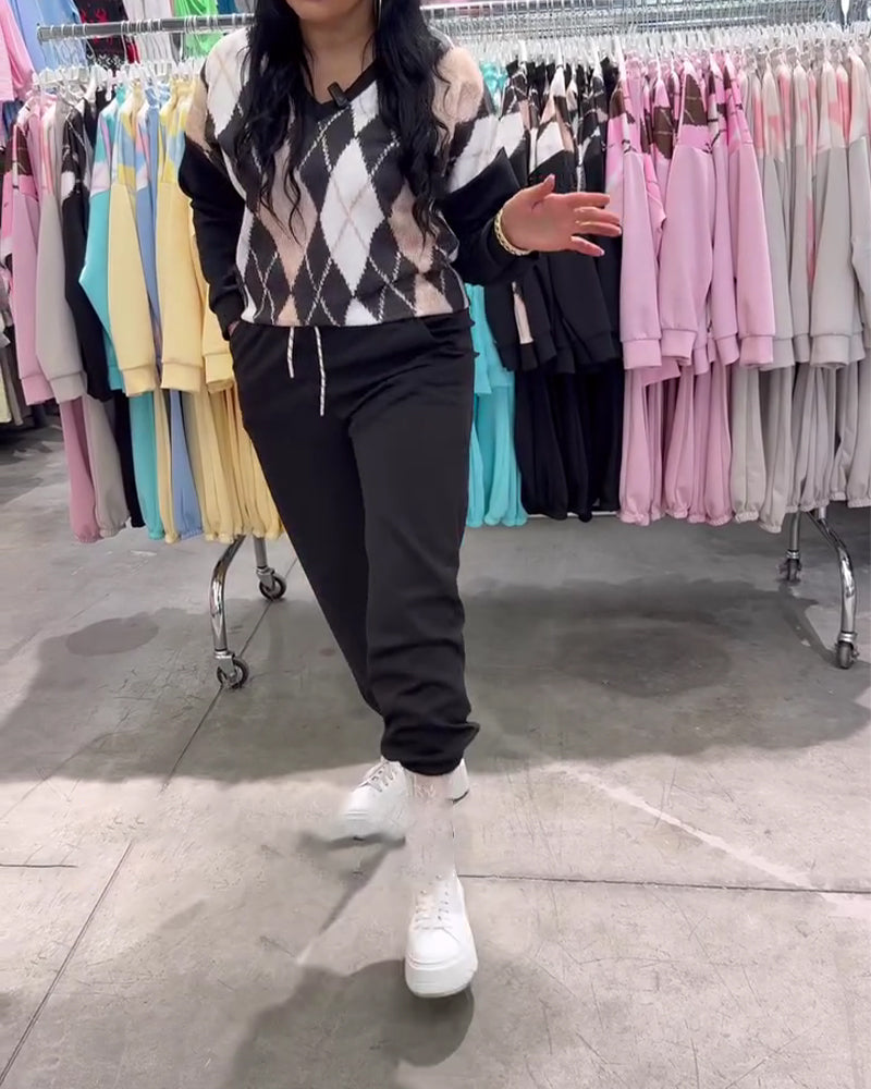 Todelt Sett Med Rombmønstret Topp Og Bukse