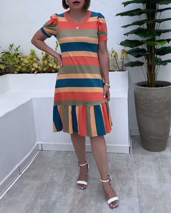 Kjole avslappet kortermet stripete