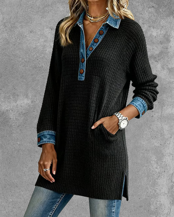 Topp Med Revers Og Kontrastfargede Innsatser