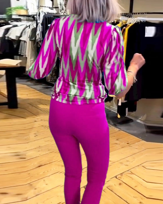 Printet avslappet topp med dyp V