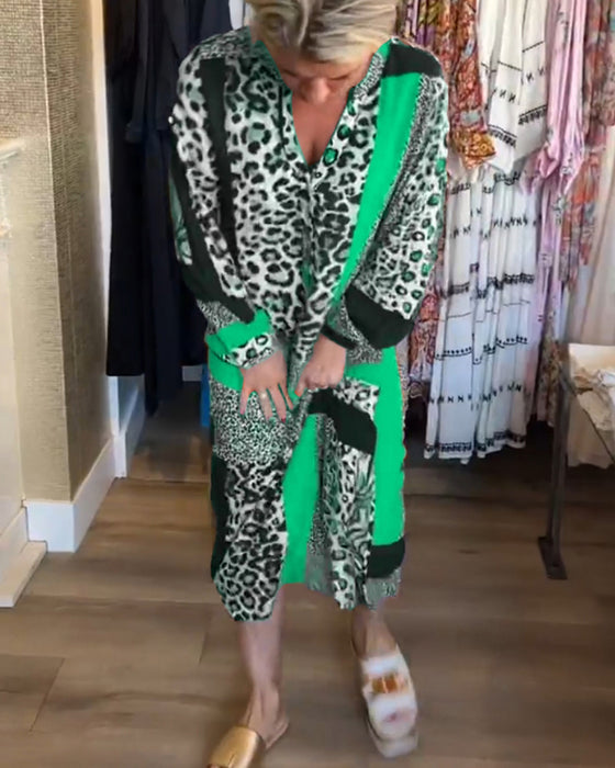 Leopard kjole med geometrisk trykk