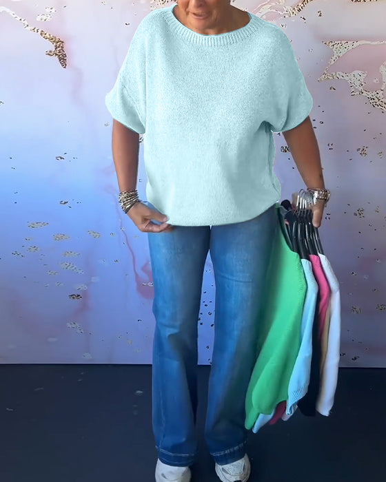 Uformell løs ensfarget genser med rund hals