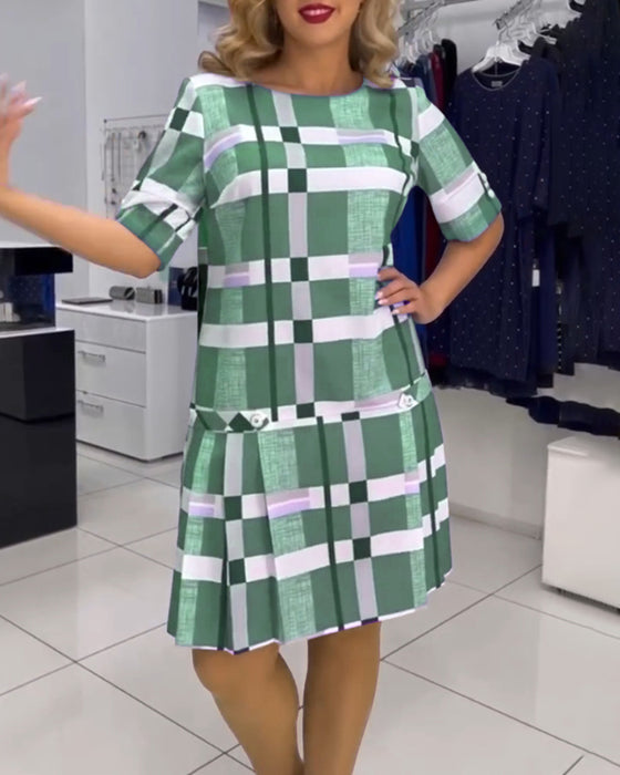 Kjole med rund hals og rutete