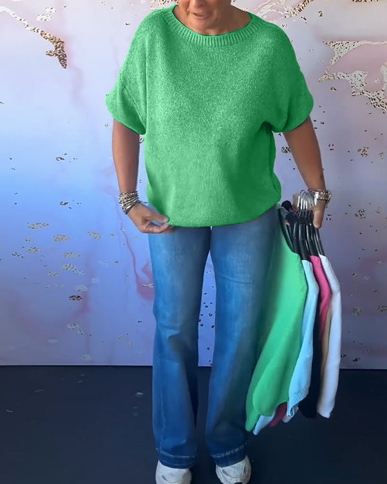 Uformell løs ensfarget genser med rund hals