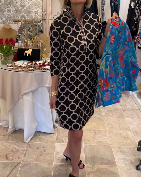 Prikkete kjole for kvinner