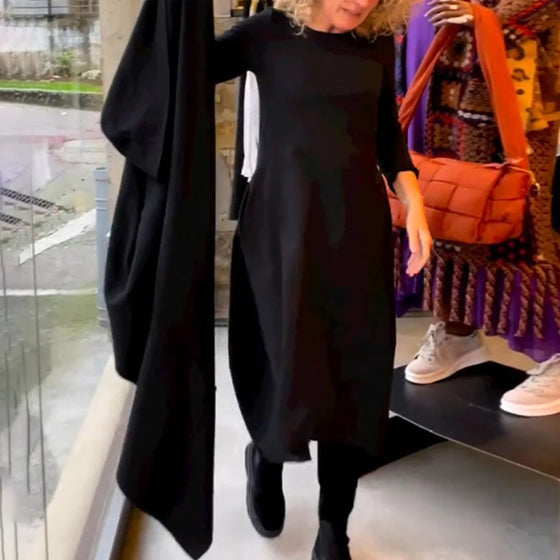 Elegant ensfarget kjole