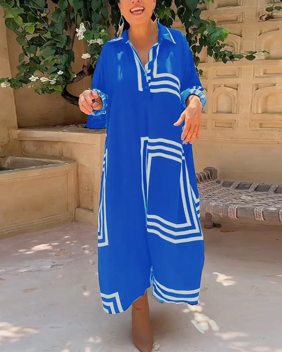 Fritidskjole med rektangulær trykt jakkeslag