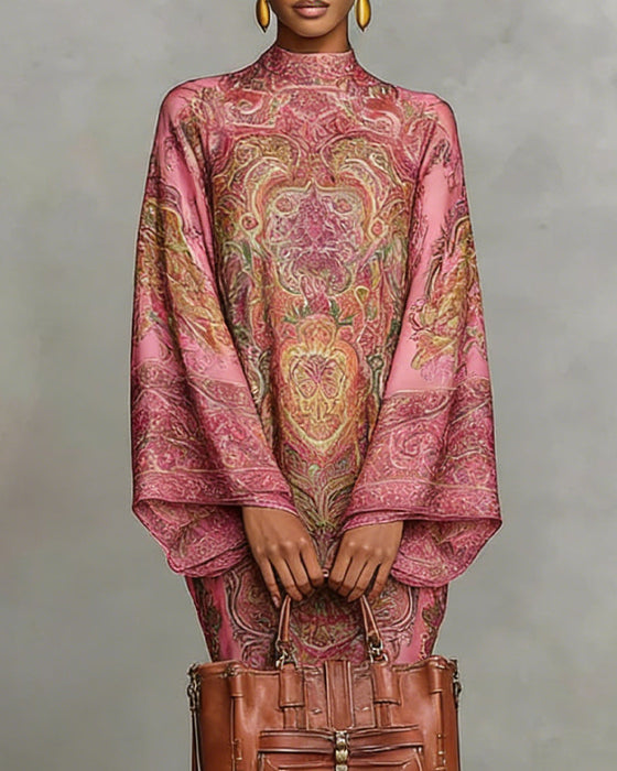 Høyhalset Kjole Med Vintagemønster