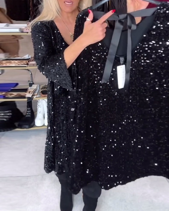 Fløyelskjole Med Pailletter Og Vid Halsutringning