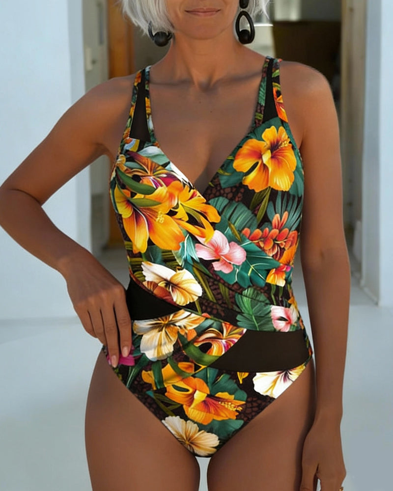 En-Delts Bikini – En Ferieinspirert Blomstret Stil