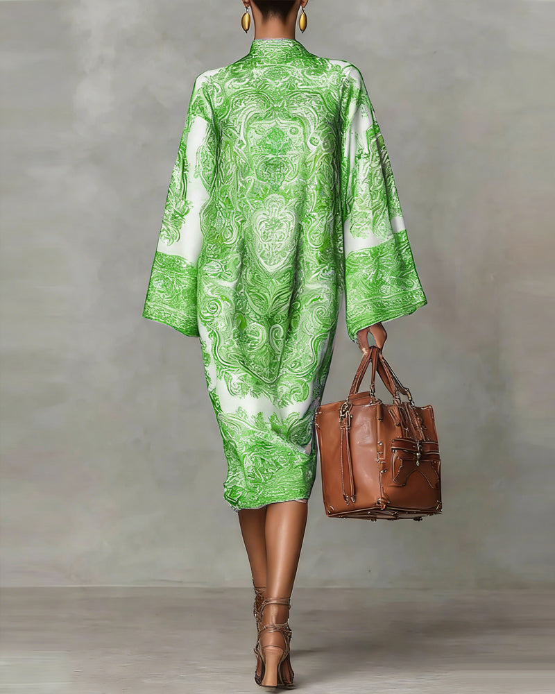 Høyhalset Kjole Med Vintagemønster