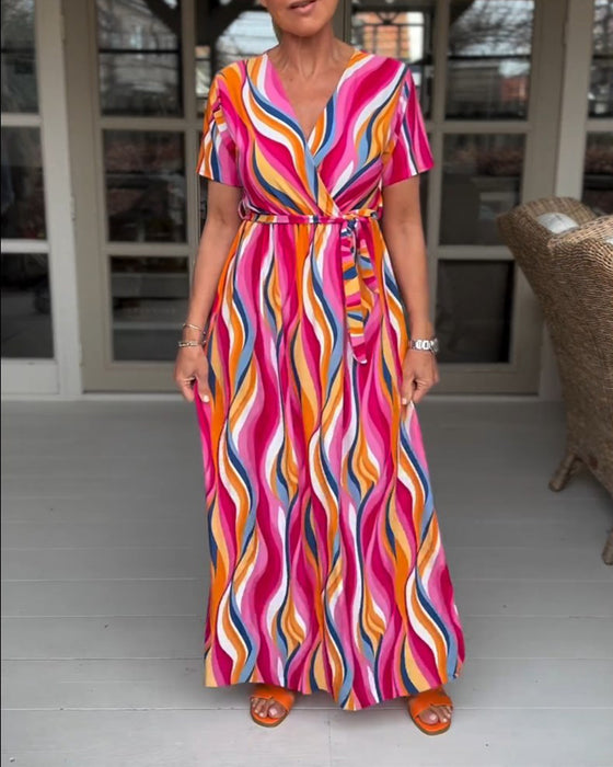 Fargerik, kortermet lang kjole med snøring