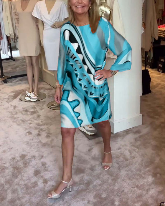 Fasjonabel midi-kjole med rund hals